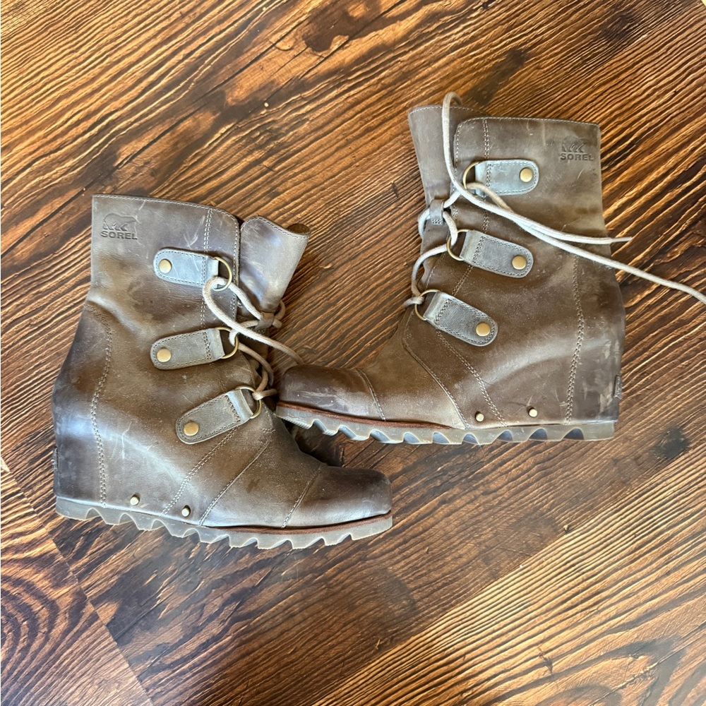 Sorel Brown Leather Ankle Booties